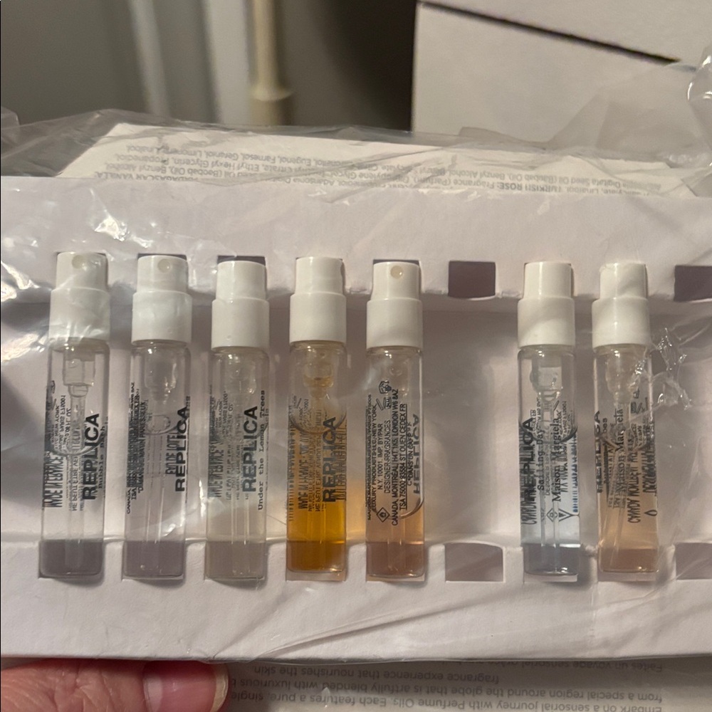 Nest Perfume oil Collection 3ml x 5 bottles plus Replica scents - Picture 6 of 6